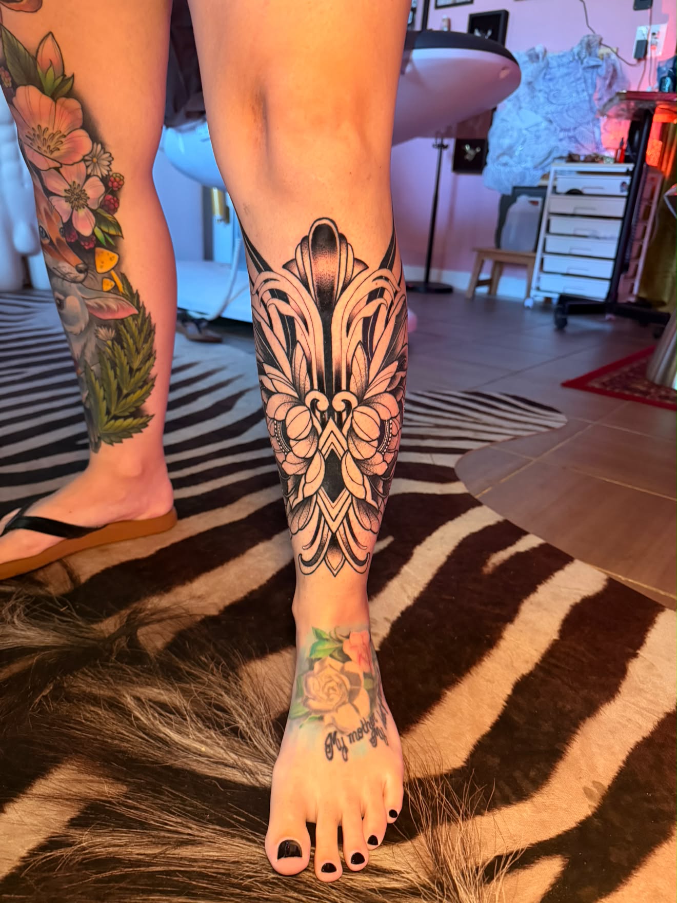 Lower leg by Jenna, ornamental black and grey